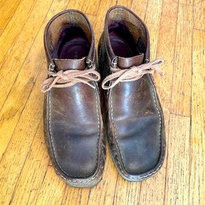 Clarks Wallabee leather boots, super comfy, size 9. #clarks
#wallabee
#brown